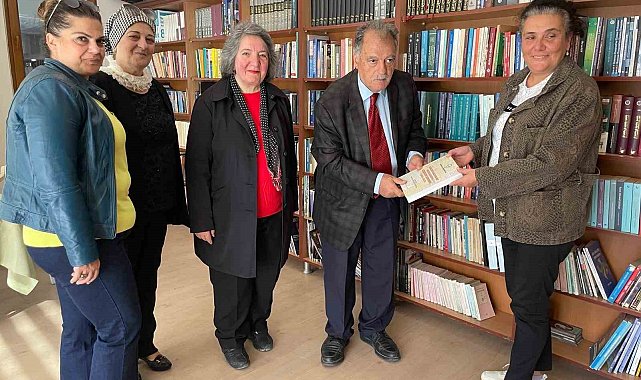 Bir ömrün bilgisi raflarda: Kürkçüoğlu'ndan 800 kitaplık bağış