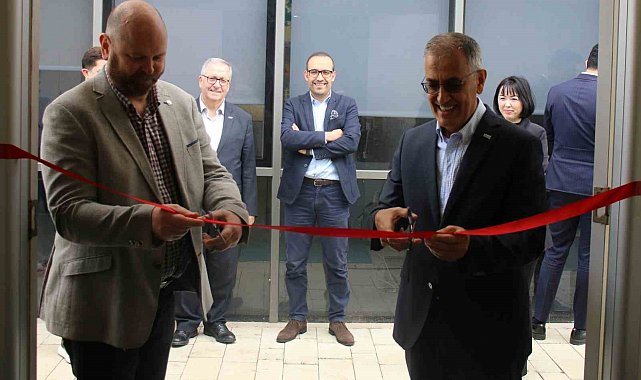 Biruni Üniversitesi'nde Deney Hayvanları Araştırma Merkezi açıldı