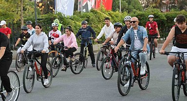 Bisiklet turuyla sağlıklı yaşam ve spor kültürüne dikkat çektiler