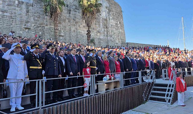 Bodrum Kalesi'nde bayram coşkusu