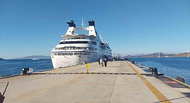 Bodrum'a 277 yolcu ile geldi