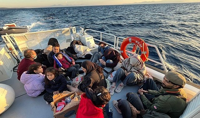 Bodrum'da 24 düzensiz göçmen yakalandı, 19'u kurtarıldı