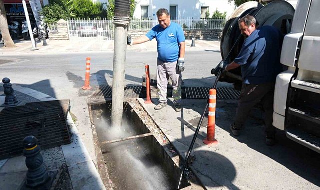 Bodrum'da mazgal ve yağmur suyu hattı temizliği sürüyor