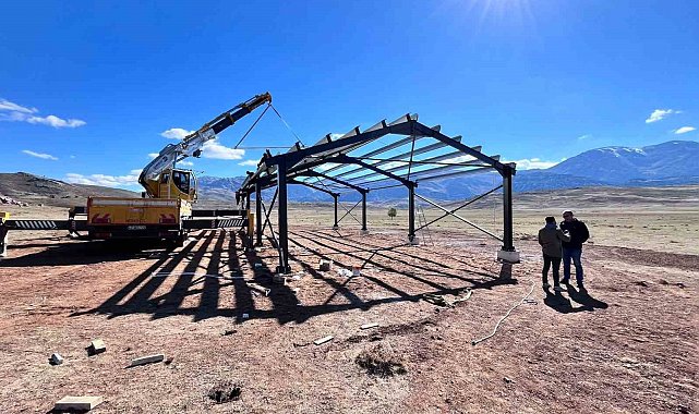 Bozkır'da mera gölgelikleri ve hayvan refahı merkezleri incelendi