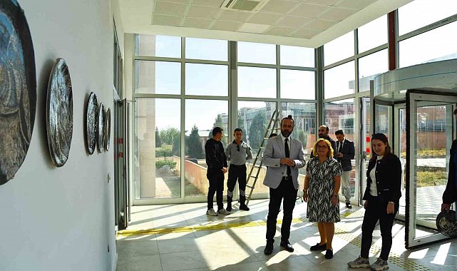BŞEÜ'de sanat ve estetik buluştu