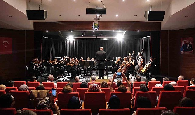 Bursa Bölge Devlet Senfoni Orkestrasından İnegöl'de konser