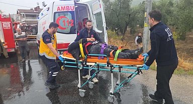 Bursa'da çekici ile kamyonet çarpıştı 4 yaralı