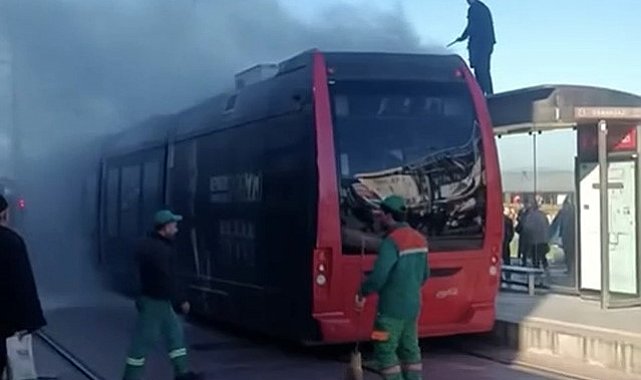 Bursa'da İpek Böceği tramvayında yangın paniği