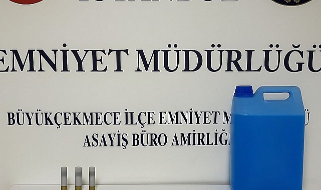 Büyükçekmece'de aynı şahsa ait iş yerini kundakladılar, diğerini de kurşunladılar: O anlar kamerada