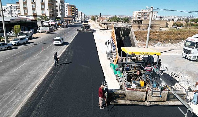 Büyükşehir Belediyesi'nden yol genişleteme çalışması