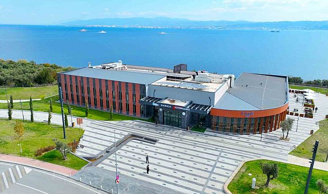 Büyükşehirin kütüphanelerine yeşil bina sertifikası