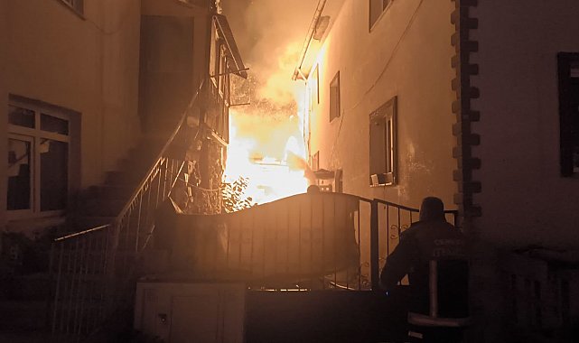 Çankırı'da 3 ev ve 4 samanlık alevlere teslim oldu