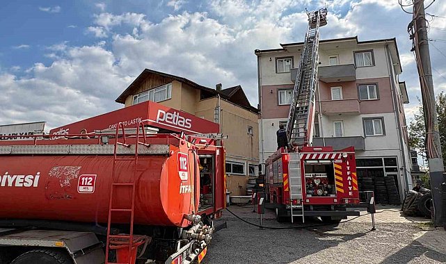 Çatıda yapılan tadilat yangına sebep oldu