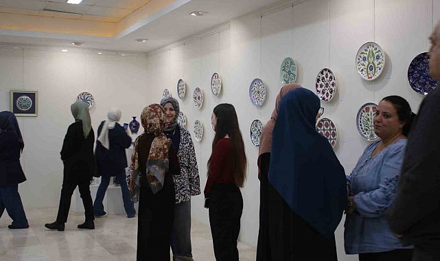 Çini Sanatı SAÜ'de sergilendi