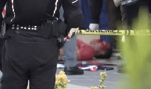 Çocuklar kavga edince babalar birbirine girdi: 1 ölü