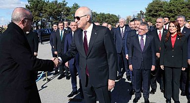 Cumhurbaşkanı Erdoğan başkanlığındaki devlet erkanı Anıtkabir'i ziyaret etti