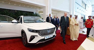 Cumhurbaşkanı Erdoğan, Kuveyt Emiri es-Sabah'a Togg aracı hediye etti