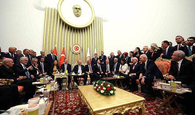 Cumhurbaşkanı Erdoğan, TBMM'de parti lideriyle buluştu