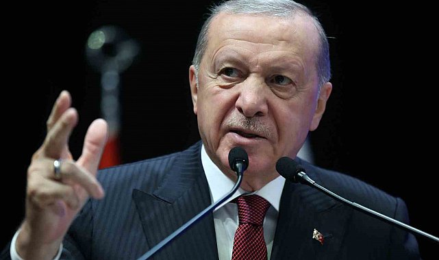 Cumhurbaşkanı Recep Tayyip Erdoğan: "Belediyeleri hısım akraba çiftliğine çeviren haramilerin baskılarına teslim olmak istemeyenlere kapımız açıktır."