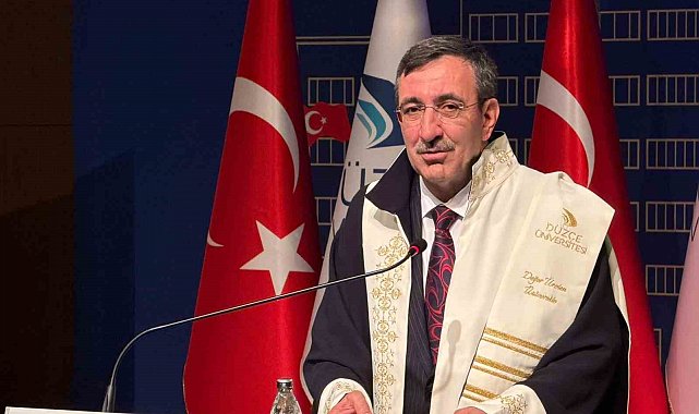 Cumhurbaşkanı Yardımcısı Yılmaz: "Önümüzdeki dönem daha büyük bir değişim dalgası geliyor"