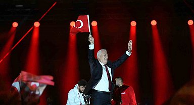 Cumhuriyet coşkusu Bursa'yı sarıyor