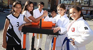 Cumhuriyet coşkusu sporla buluştu