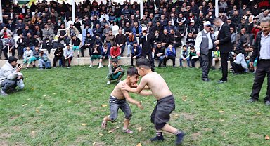 Cumhuriyet ile yaşıt karakucak güreşleri