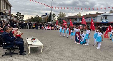 Cumhuriyetin 102. yılı Arpaçay'da coşkuyla kutlandı