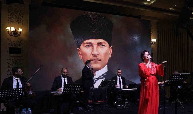 Cumhuriyetin 102'nci yılı Büyükçekmece'de coşkuyla kutlandı