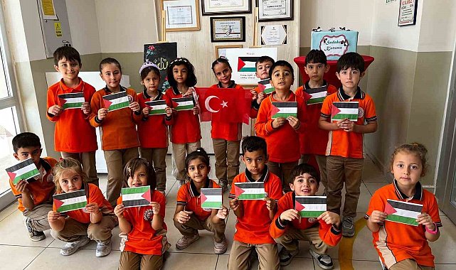 Darende'de ilkokul öğrencilerinden Gazze ve Filistin'e anlamlı destek
