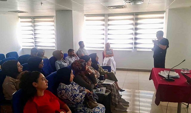 Diyarbakır'da Gebe Okulu'nda ağız ve diş sağlığı eğitimleri başladı