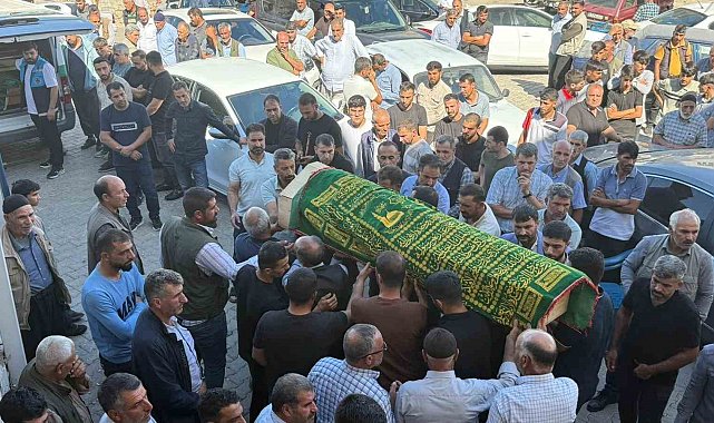 Diyarbakır'daki kuyu faciasında hayatını kaybeden 4 kişi defnedildi