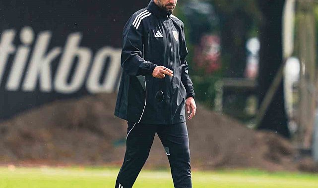 Djalovic mağlubiyetle başladı