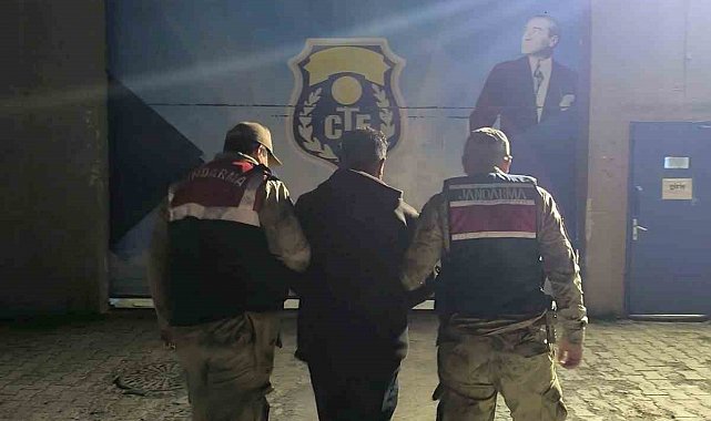 Dolandırıcılıktan aranıyordu Kars'ta jandarma yakaladı