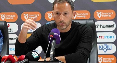 Domenico Tedesco: "Bugünkü 1 puandan mutlu olmamız gerekiyor"