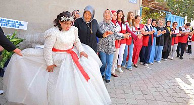 Down sendromlu Melek'in gelinlik hayali gerçek oldu