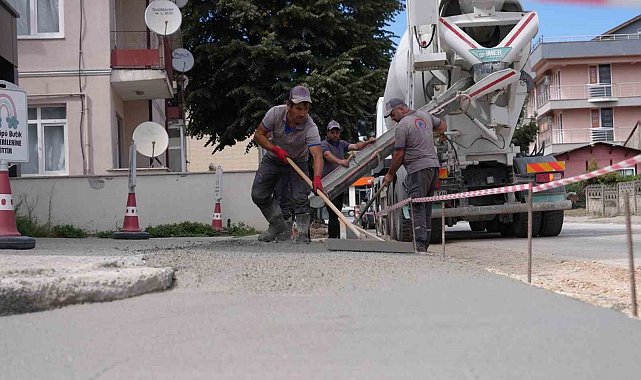 Düzce'de 12 kilometre yeni yol açıldı