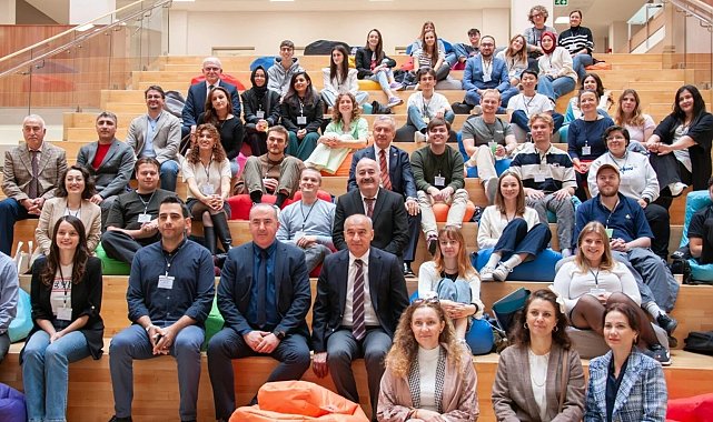 EBYÜ'de "Global Englishes in Language Teaching Programı"nın açılışı gerçekleştirildi