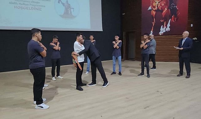 Edremit'te Ahilik Haftası kutlandı