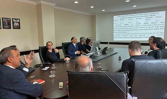 Ege Üniversitesinde Türk dünyasının dil birliği konuşuldu