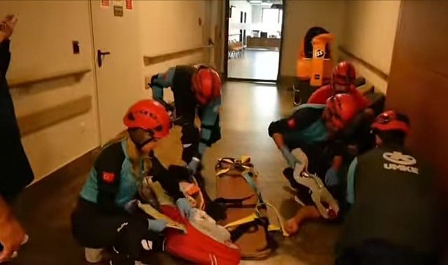 Elazığ'da deprem tatbikatı