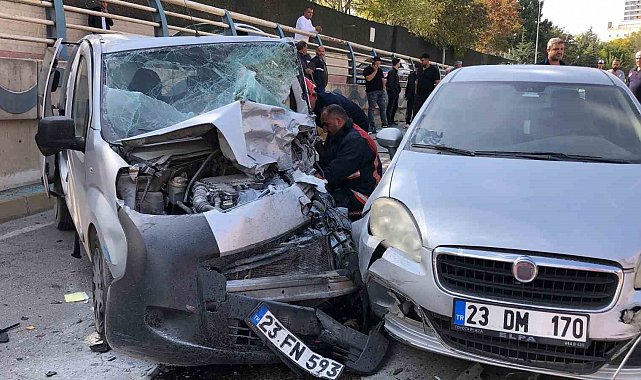 Elazığ'da zincirleme trafik kazası: 5 yaralı