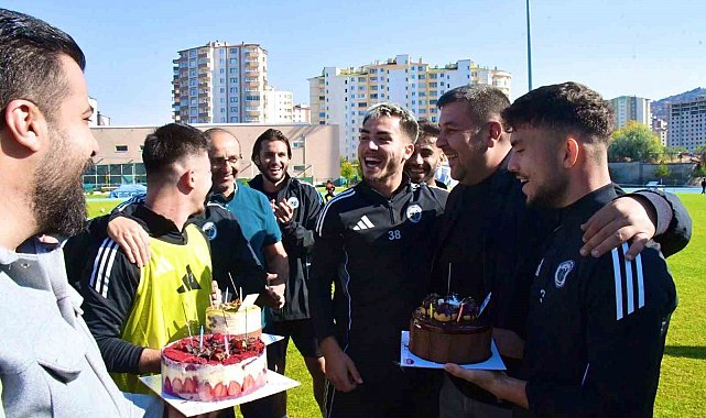 Erciyes 38 FK'da sürpriz doğum günü
