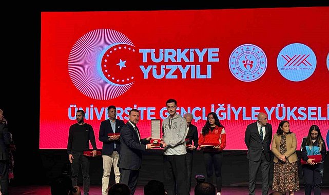 ERÜ'ye FISU'dan üç ödül birden
