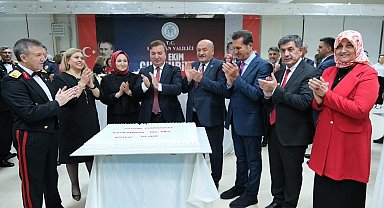 Erzincan'da Cumhuriyet Resepsiyonu yoğun katılımla gerçekleşti