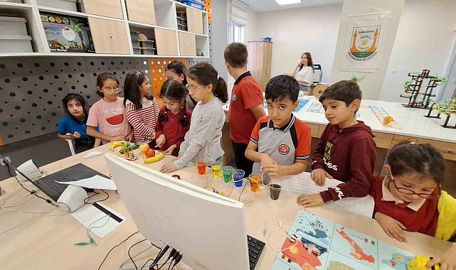 Esentepe Gençlik Merkezinde çocuklar teknolojiyle buluşuyor