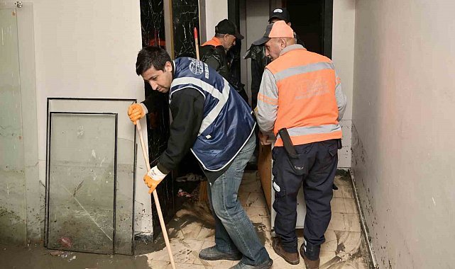 Esenyurt Belediyesi olumsuz hava şartları ortadan kalkana kadar teyakkuzda