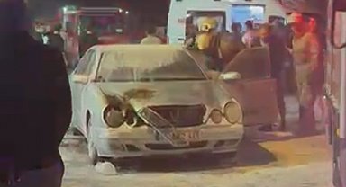 Eşiyle kavga etti, otomobiliyle birlikte kendini ateşe verdi