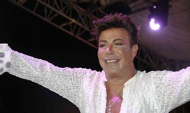 Fatih Ürek'in son durumuyla ilgili hastaneden açıklama: "Durumu stabil, yoğun bakımdaki tedavisi devam ediyor"