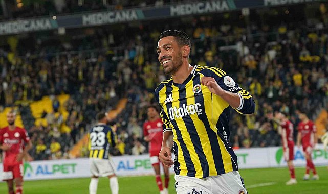 Fenerbahçe'de 2 futbolcu kadro dışı